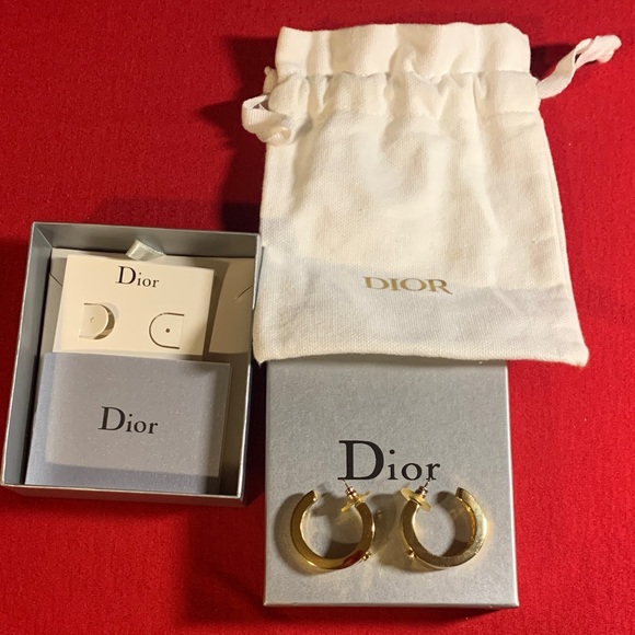 Dior Gold CD Logo Hoop Earrings Full Inclusion - Picture 6 of 6